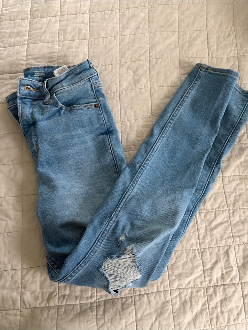 Old Navy Rock Star high riseLight Blue super Skinny Jeans with Knee Distress